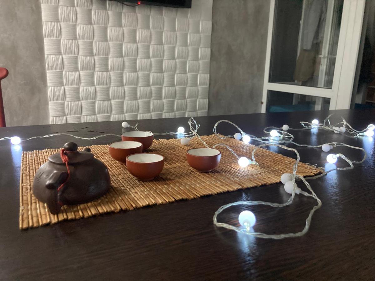 Hostel Del Luna Almatı Dış mekan fotoğraf