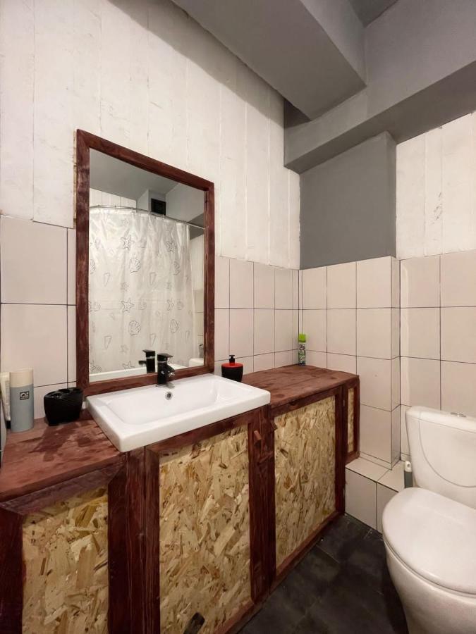 Hostel Del Luna Almatı Dış mekan fotoğraf