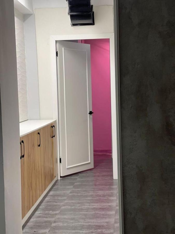 Hostel Del Luna Almatı Dış mekan fotoğraf