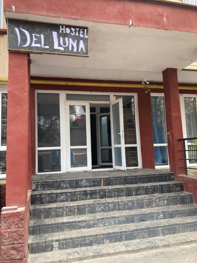 Hostel Del Luna Almatı Dış mekan fotoğraf