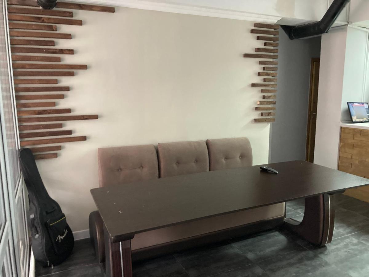Hostel Del Luna Almatı Dış mekan fotoğraf