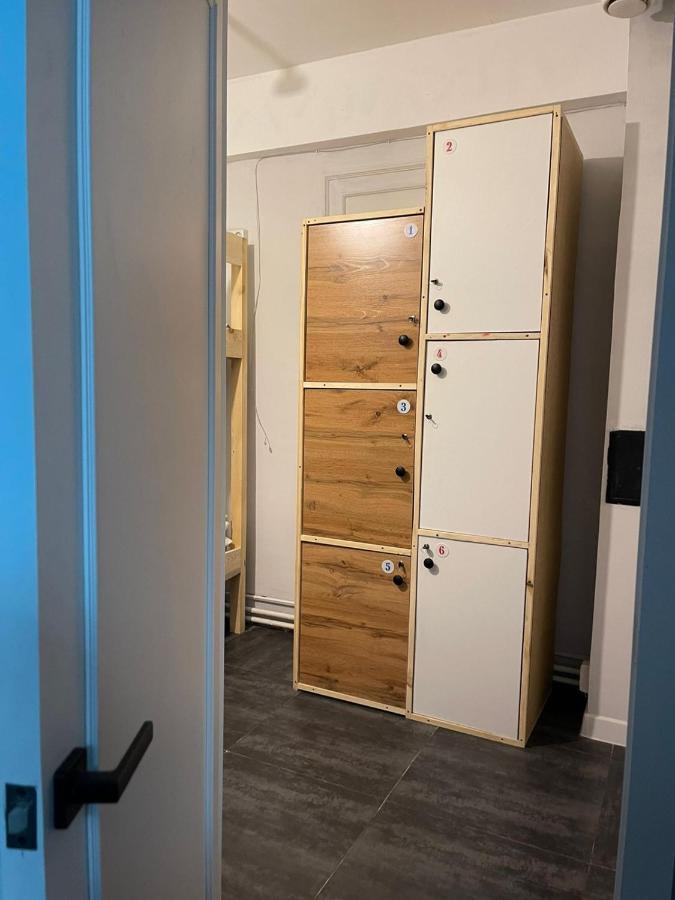 Hostel Del Luna Almatı Dış mekan fotoğraf