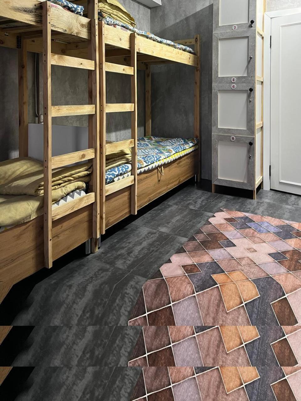 Hostel Del Luna Almatı Dış mekan fotoğraf